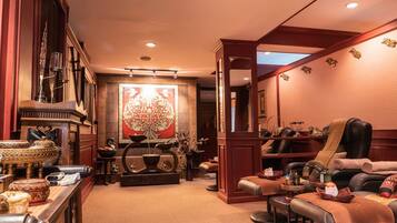 Body treatments, aromatherapy, Thai massages, body wraps, body scrubs