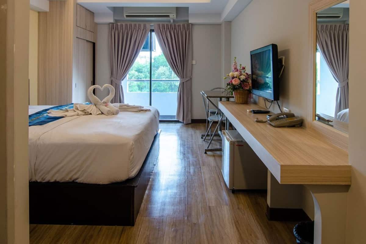 Minibar, individually furnished, free cribs/infant beds, free WiFi