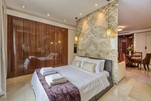 Suite Toscanini 6 | Premium bedding, minibar, in-room safe, individually furnished - Milan Royal Suites & Luxury Apartments (Milan)