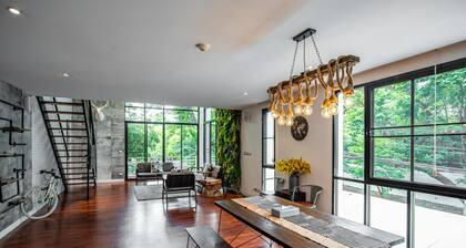 Benviar Tonson Residence