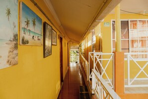 Mặt tiền nơi lưu trú