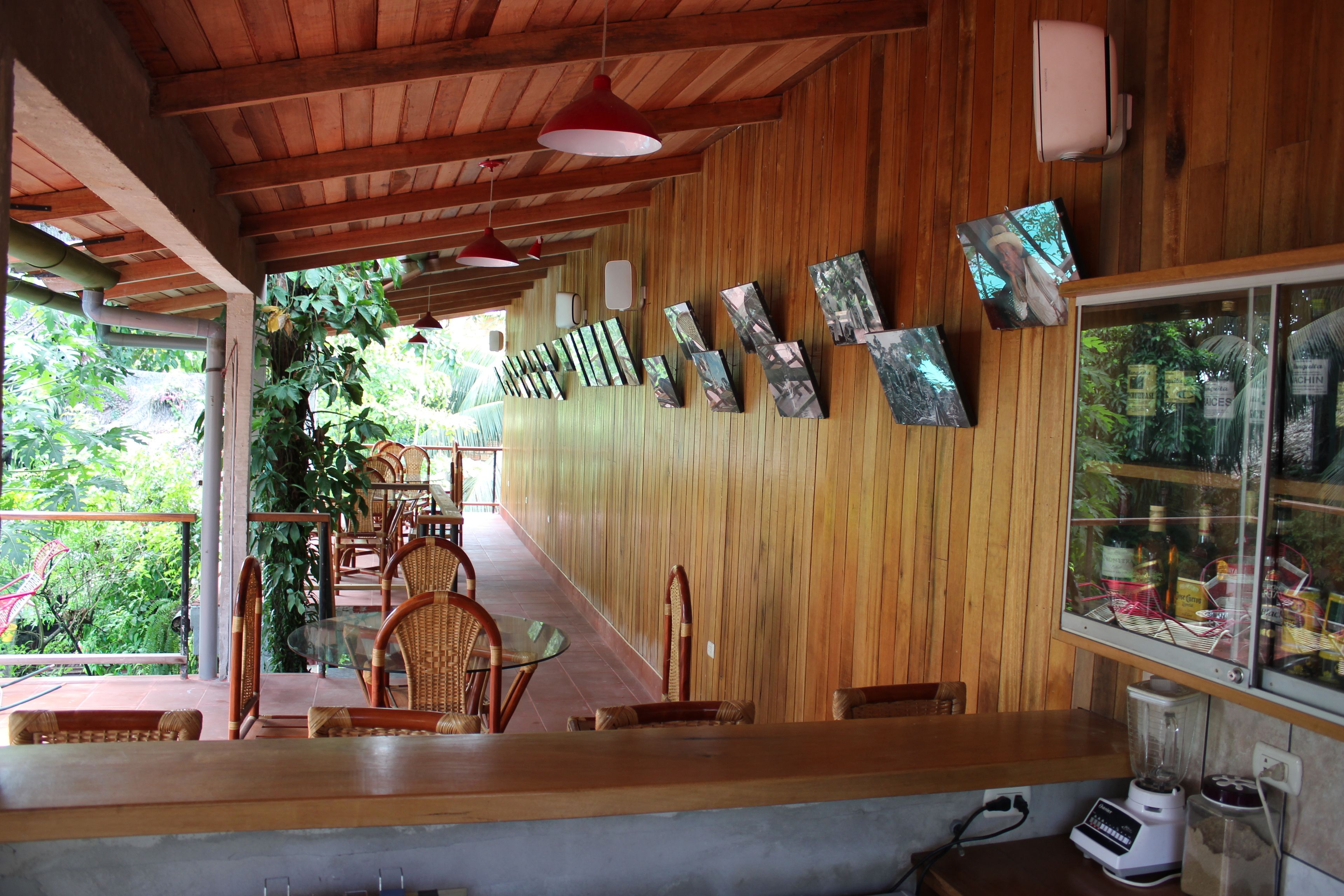 gastropub, al fresco dining