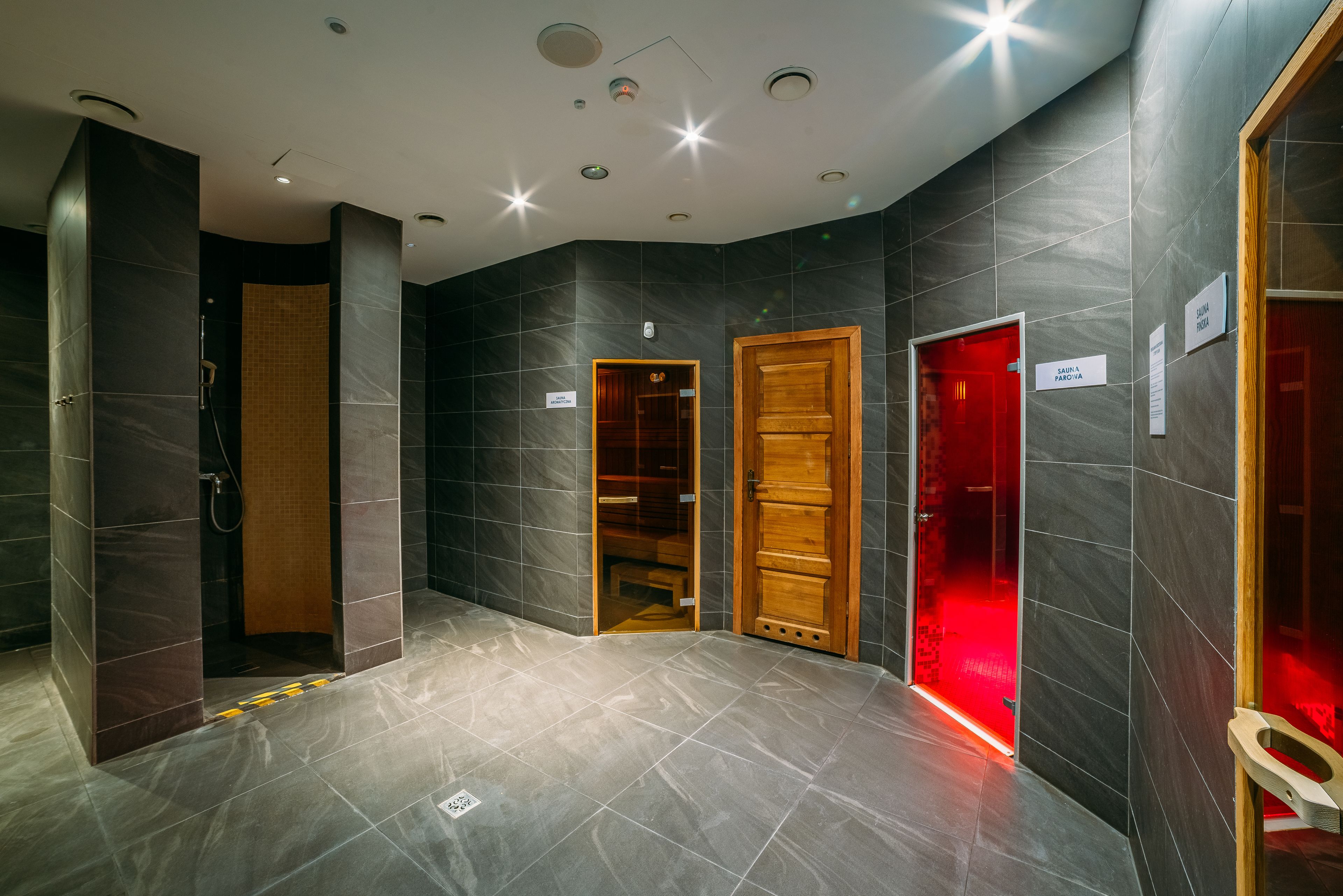 couples treatment room(s), sauna, body treatments, aromatherapy