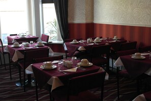 Daily English breakfast (GBP 5.50 per person) - Delamere Hotel (Blackpool)