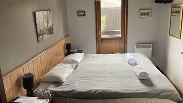 Standard Double or Twin Room, Private Bathroom | Blackout drapes, free WiFi, bed sheets