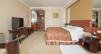 Donsheng Hotel