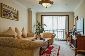 Living area - Donsheng Hotel (Dongying)