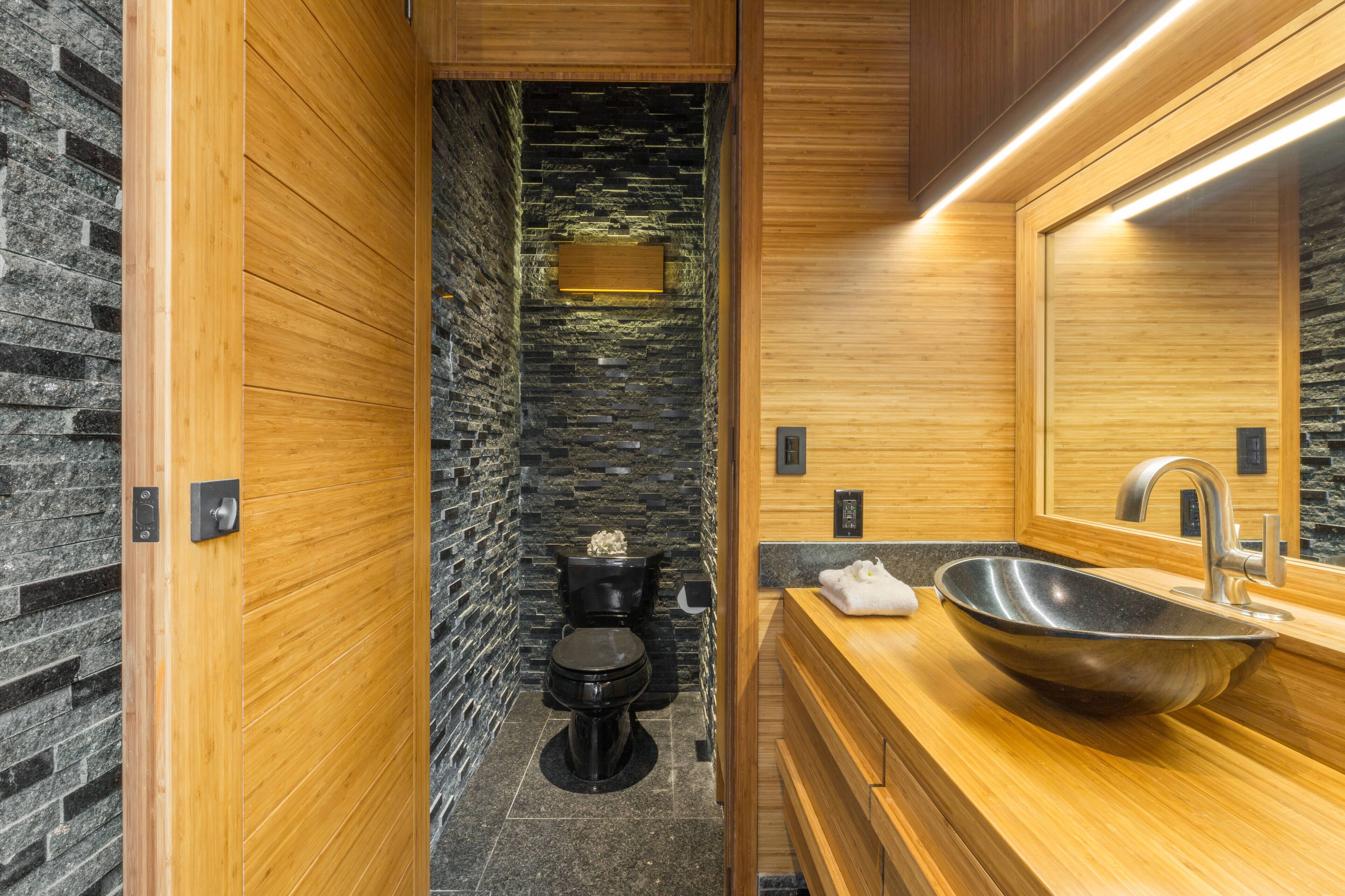 body treatments, hot stone massages, deep-tissue massages