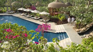 2 habitaciones, ropa de cama de alta calidad y minibar