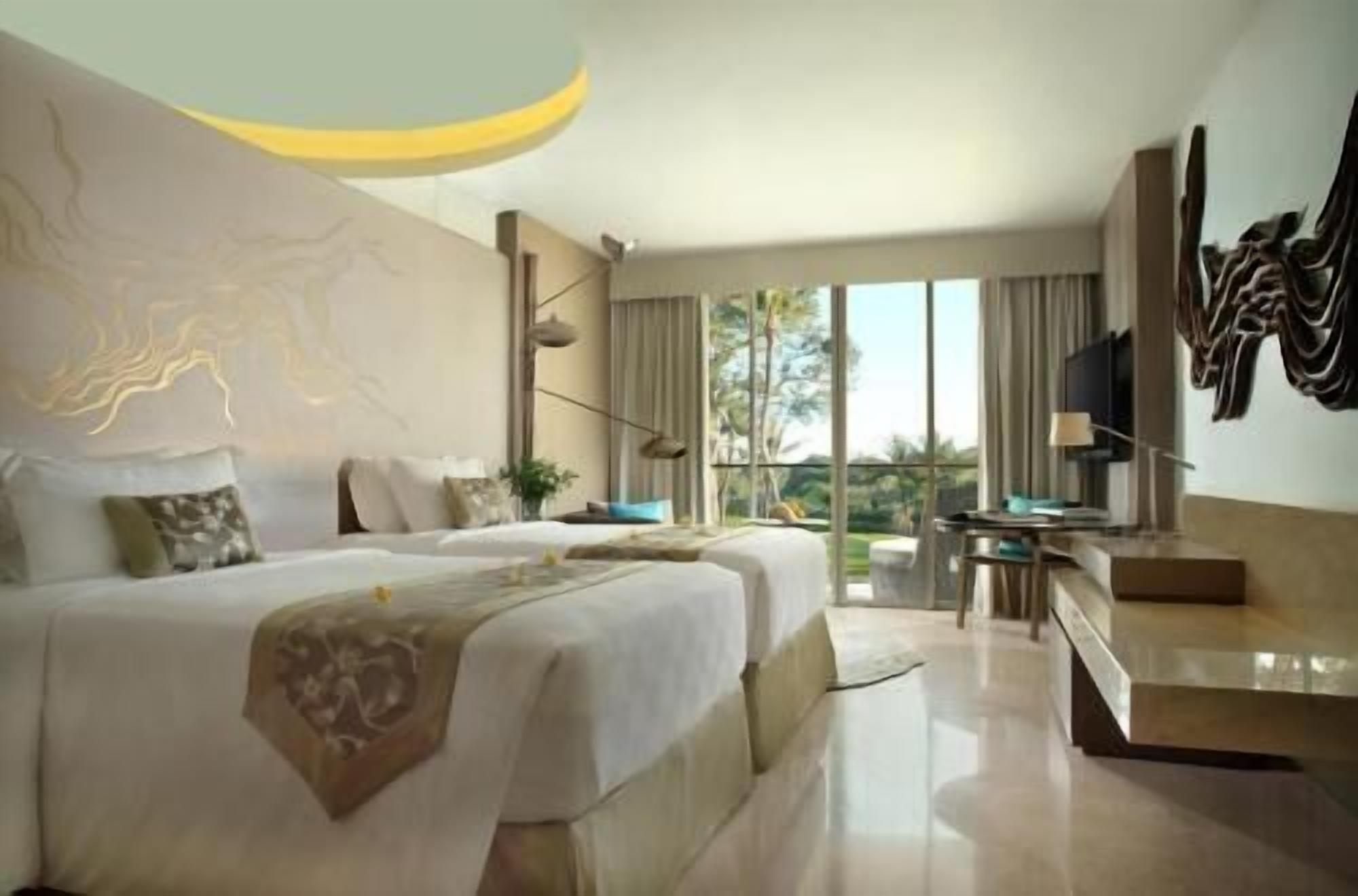 Ropa de cama de alta calidad y minibar 