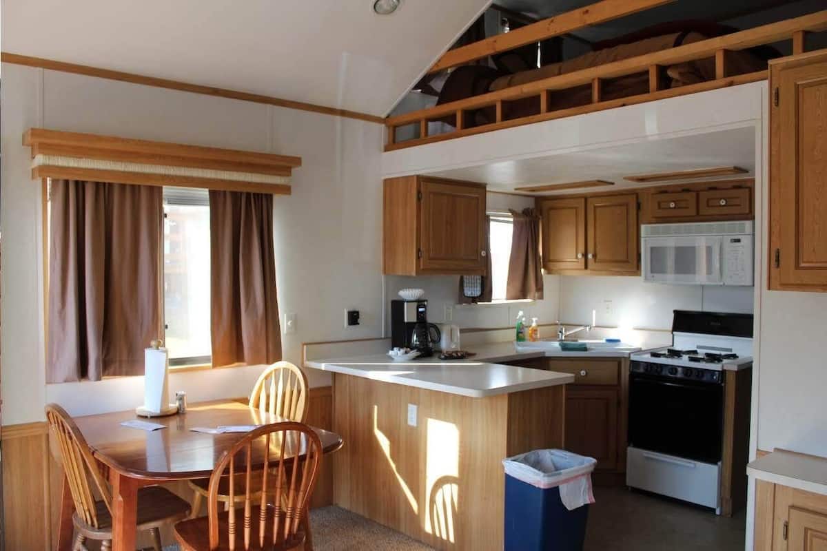 Spruce Chalet | Privékeuken | Een koffiezetapparaat/waterkoker