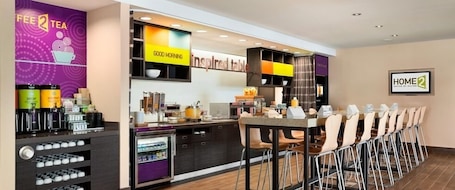 Café da manhã continental grátis todos os dias. Home2 Suites by Hilton Rahway, NJ