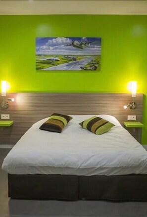 Caja de seguridad en la habitación, escritorio y insonorización 