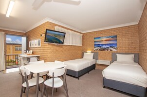 Twin/Family Room