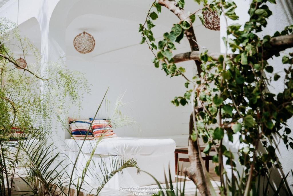 Couples treatment rooms, body treatments, aromatherapy