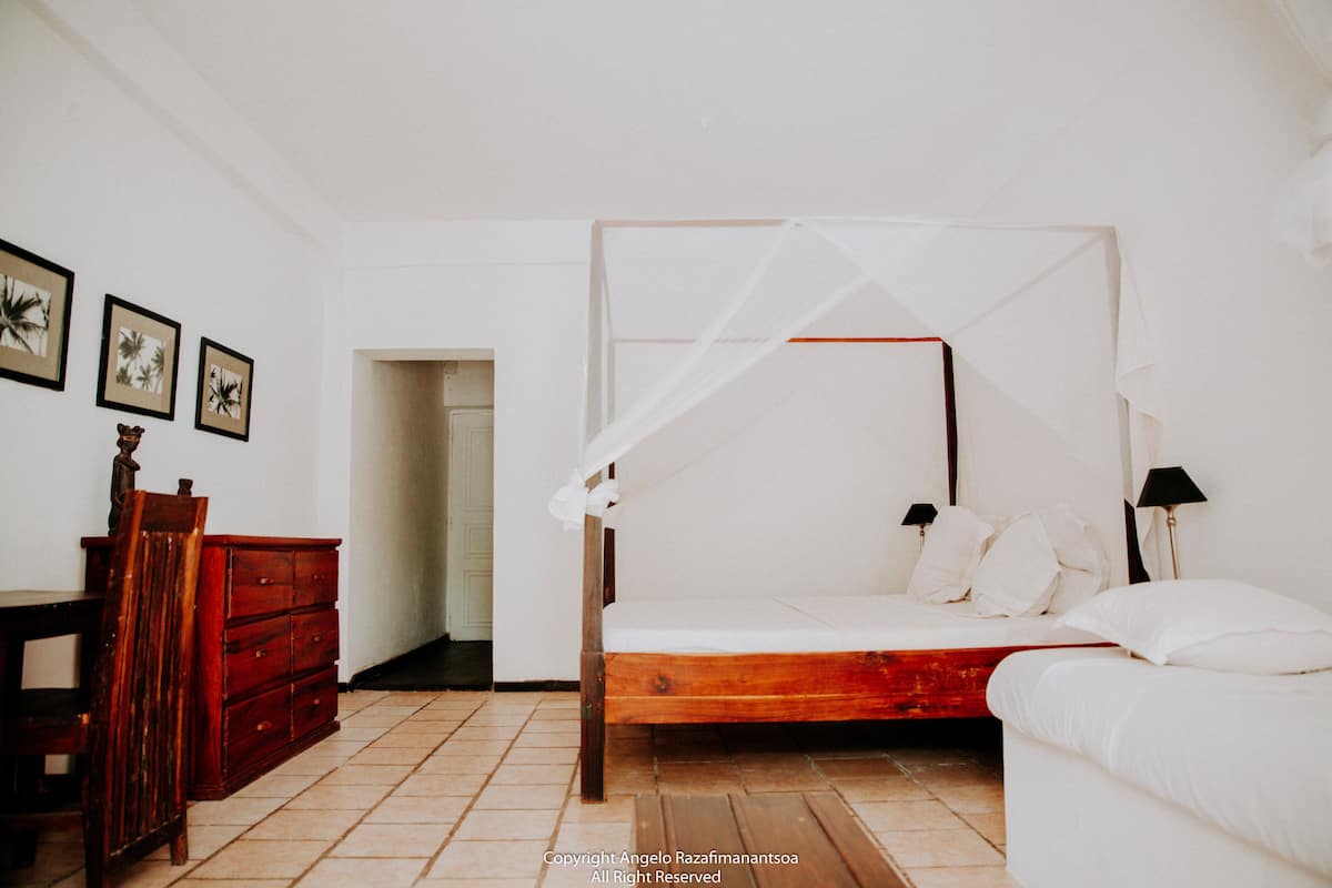 In-room safe, desk, blackout curtains, soundproofing