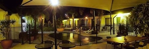 Outdoor pool - Peppercorn Motel (Clermont)