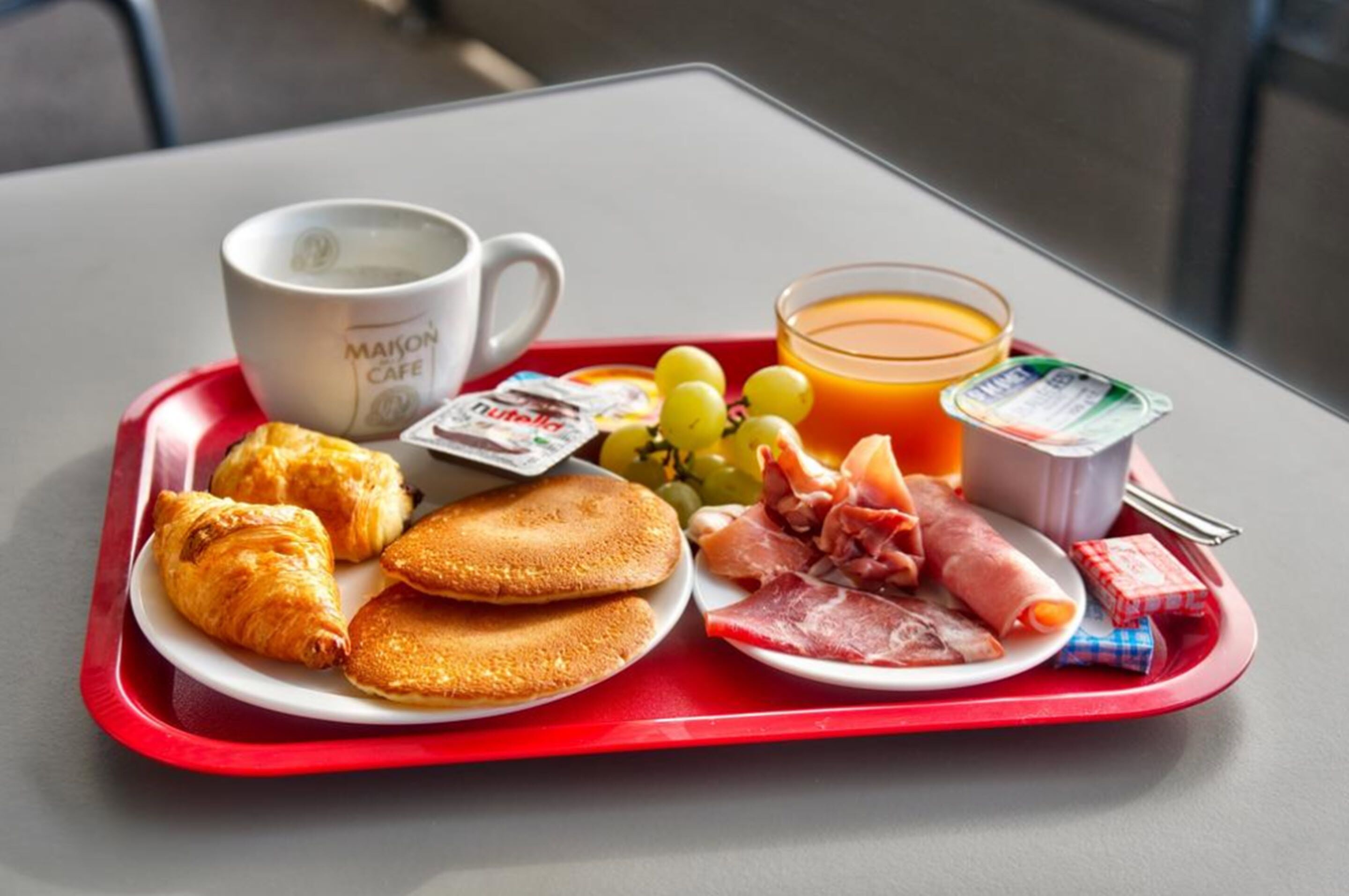 daily buffet breakfast (eur 12 per person)