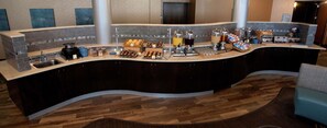 Breakfast area - Doubletree by Hilton Bemidji (Bemidji)