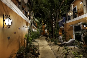 Exterior - Hotel Casa De Las Flores (Playa del Carmen)