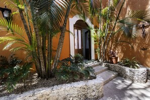 Double Room | Exterior