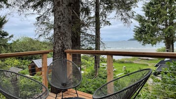 Cabaña clásica, 2 habitaciones, hidromasaje, vista al océano | Vista del balcón