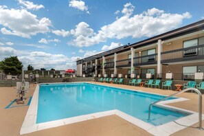 Seasonal outdoor pool