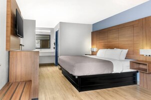 办公桌、熨斗/熨衣板、免费 WiFi、床单