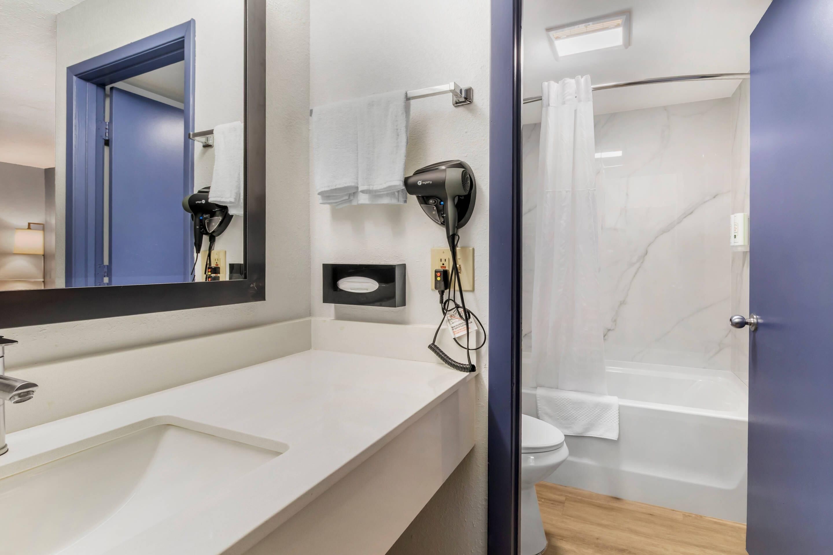 Combinazione doccia/vasca, vasca da bagno a immersione totale