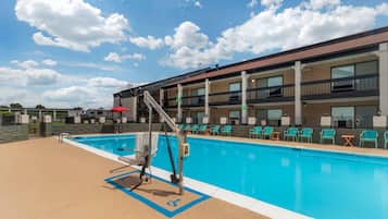 Seasonal outdoor pool