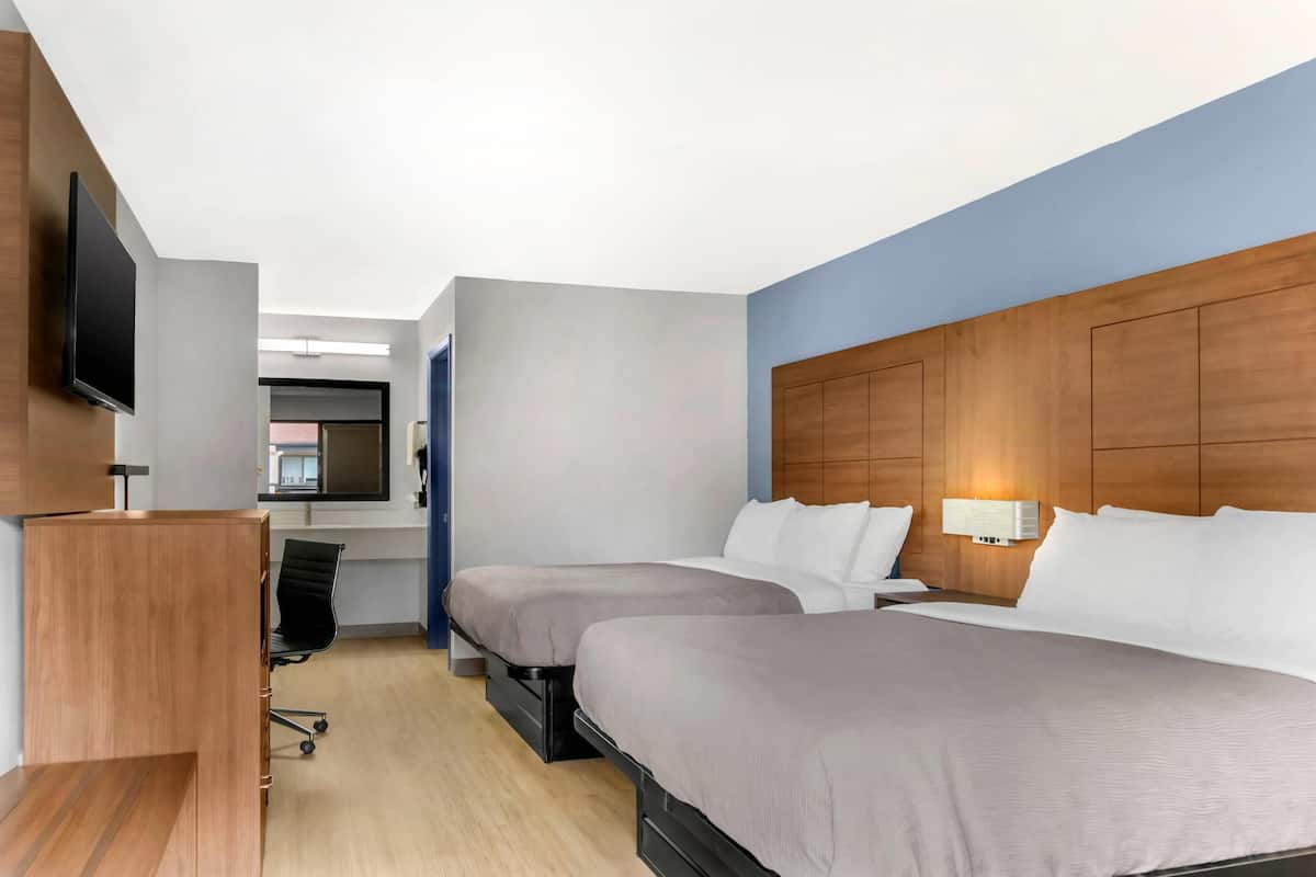 Desk, iron/ironing board, free WiFi, bed sheets