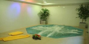 Bain à remous intérieur