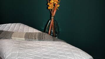 Deep-tissue massages, Swedish massages, massages