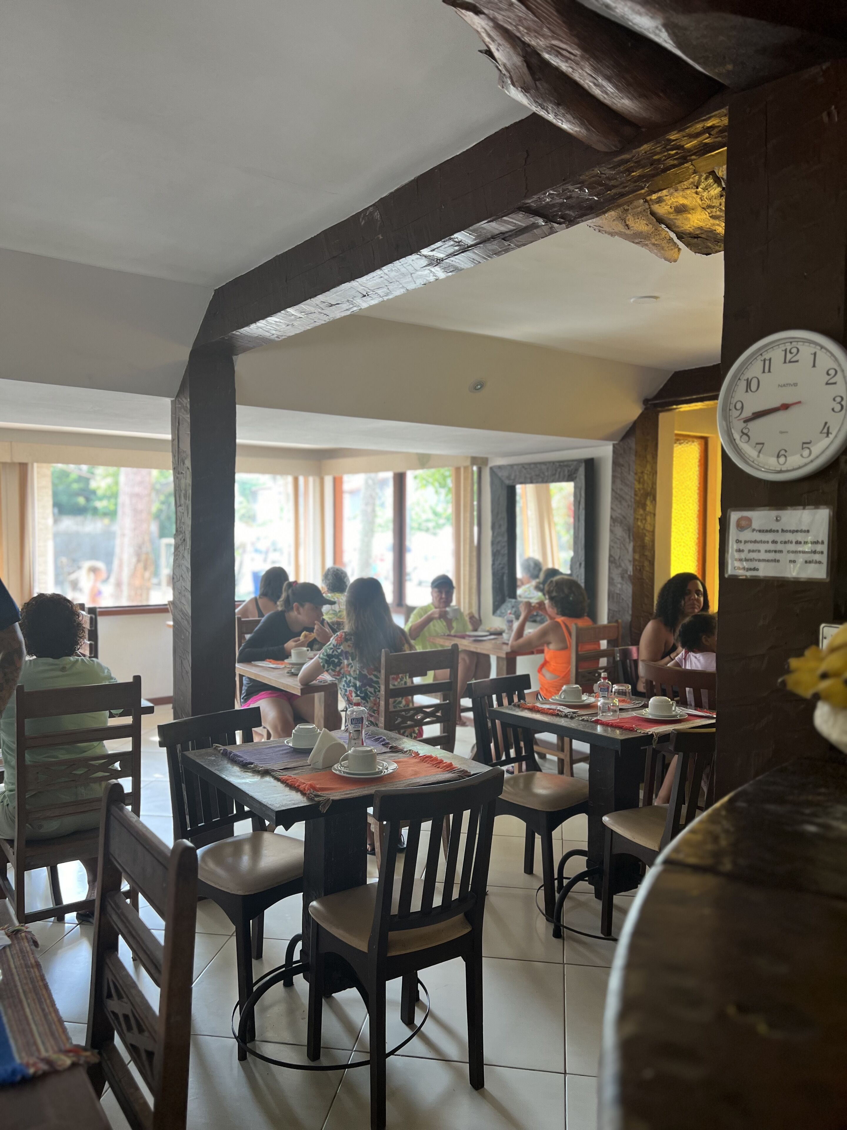 Breakfast area