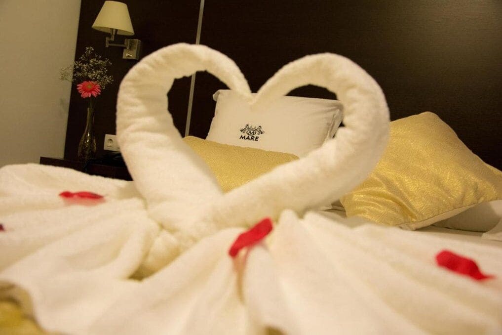 Bureau, espace de travail pour ordinateur portable, Wi-Fi gratuit