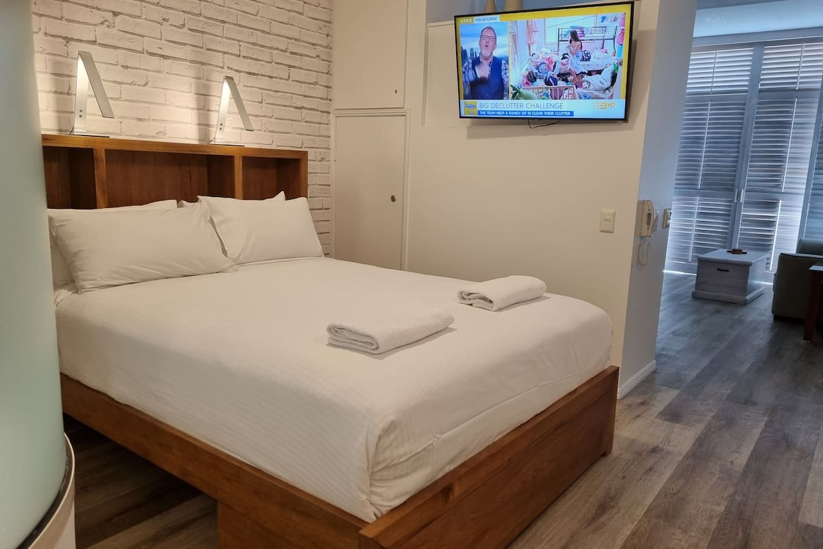 studio superior apartments | 1 bedroom, individually decorated, individually furnished