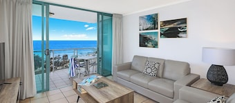 Grand Palais Boolarong Beachside Resort