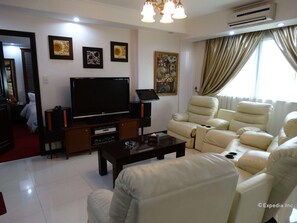 Televisión de pantalla plana