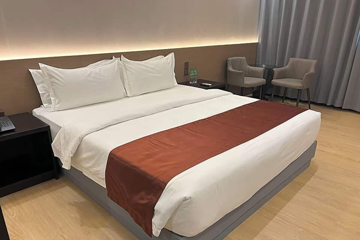 Deluxe enkelrum | 1 sovrum, värdeförvaringsskåp på rummet, skrivbord och gratis wi-fi