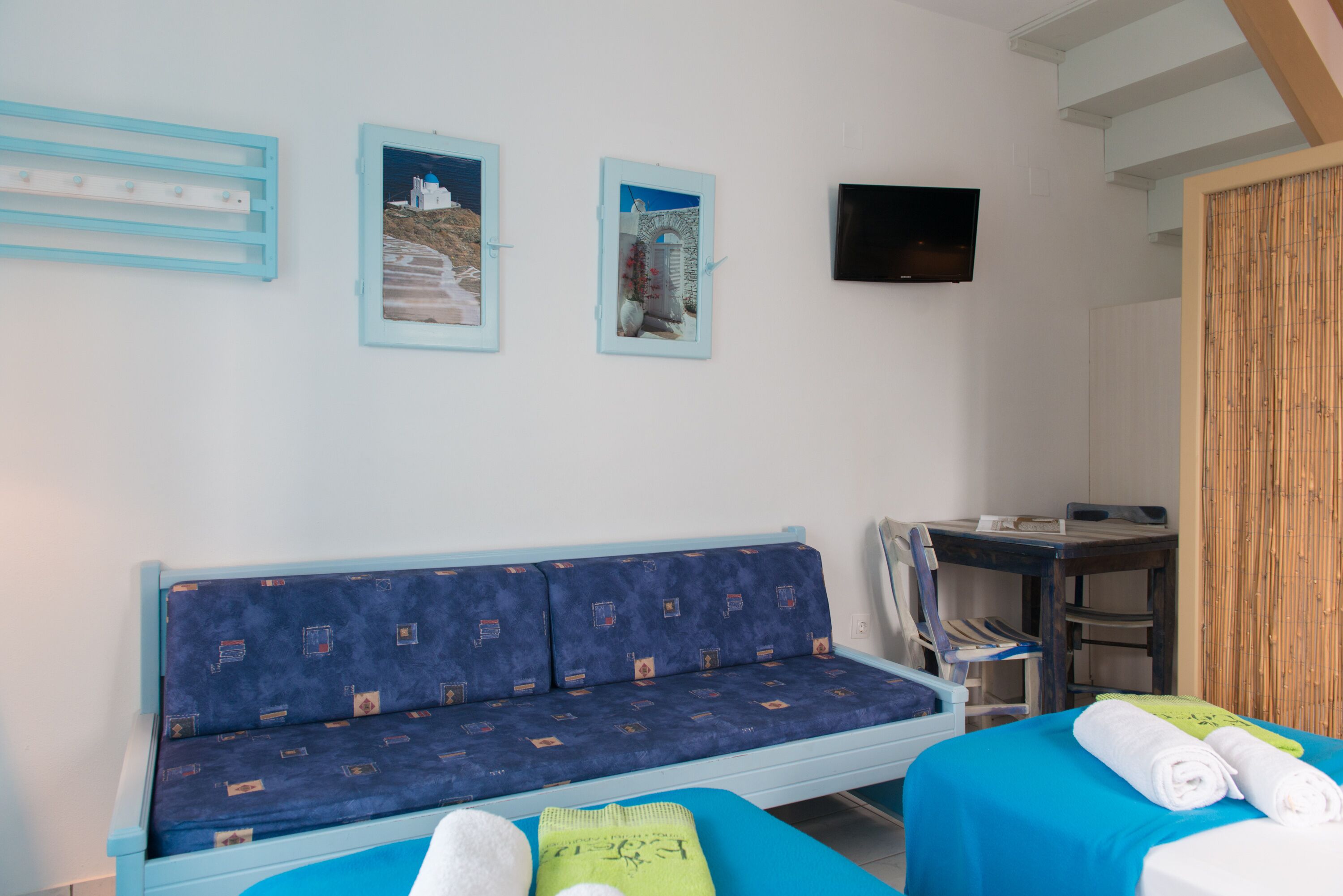 In-room safe, soundproofing, iron/ironing board, free WiFi