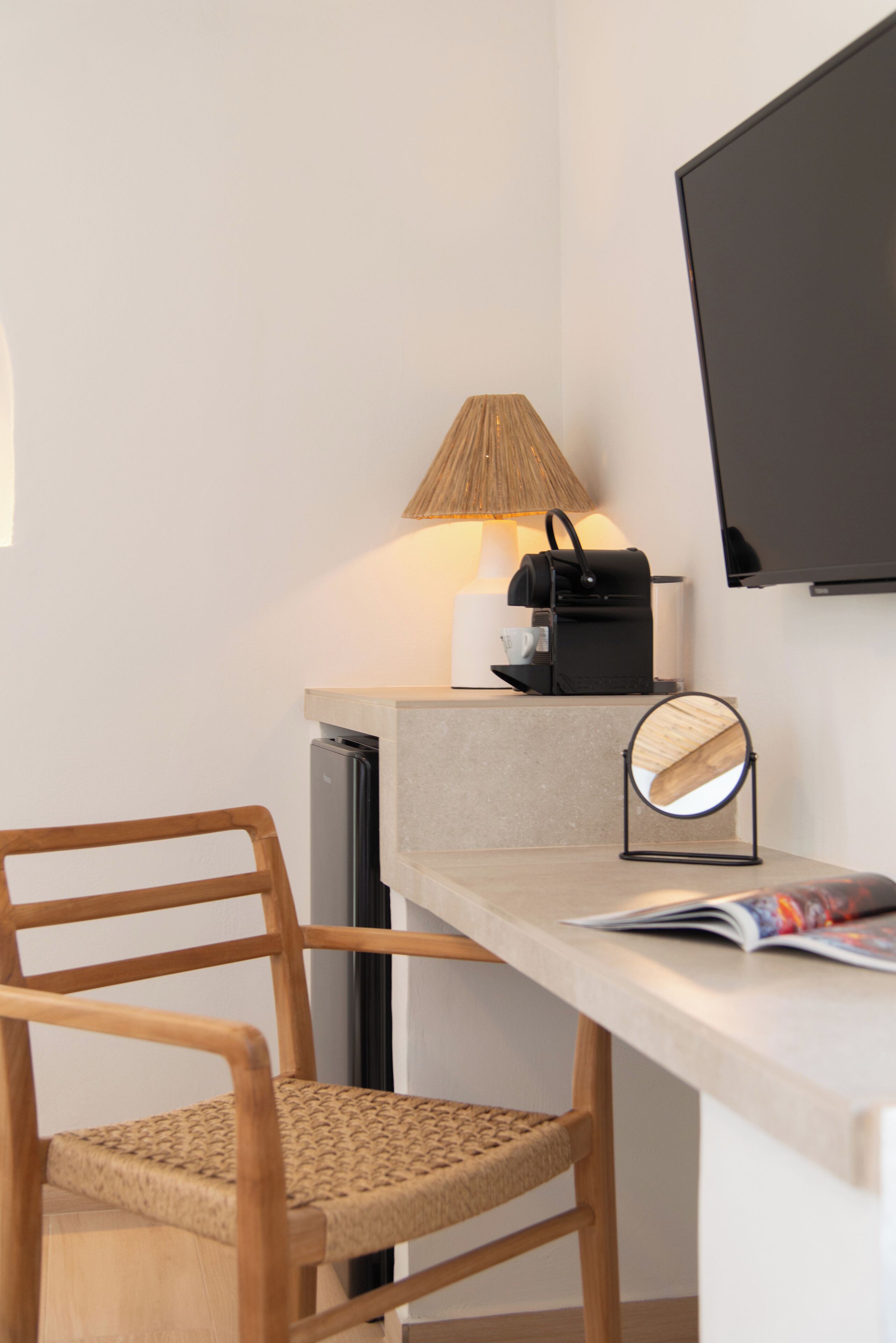 junior double or twin room | 1 bedroom, in-room safe, soundproofing, iron/ironing board