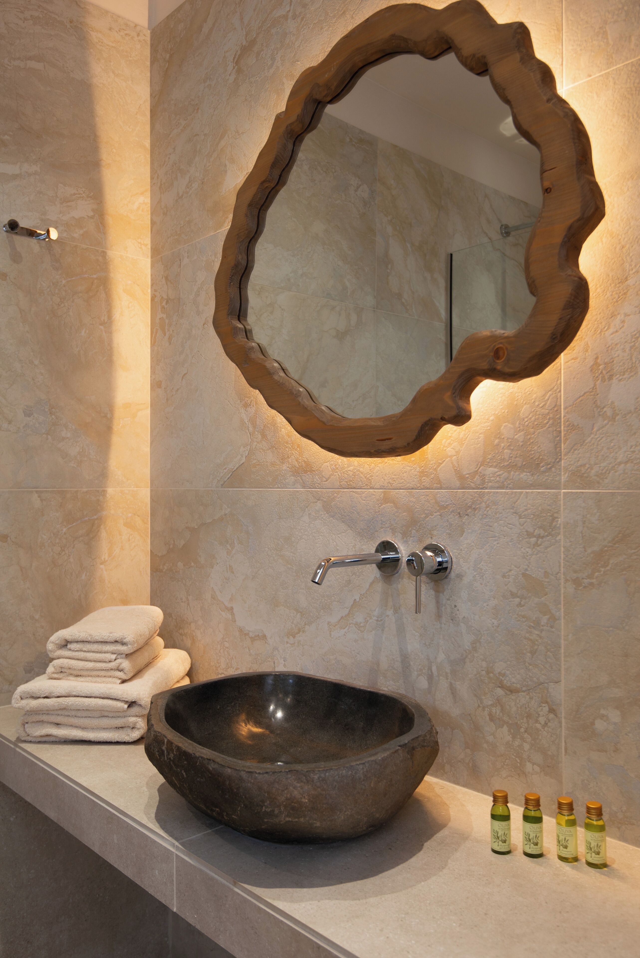 junior double or twin room | bathroom | shower, free toiletries, hair dryer, towels