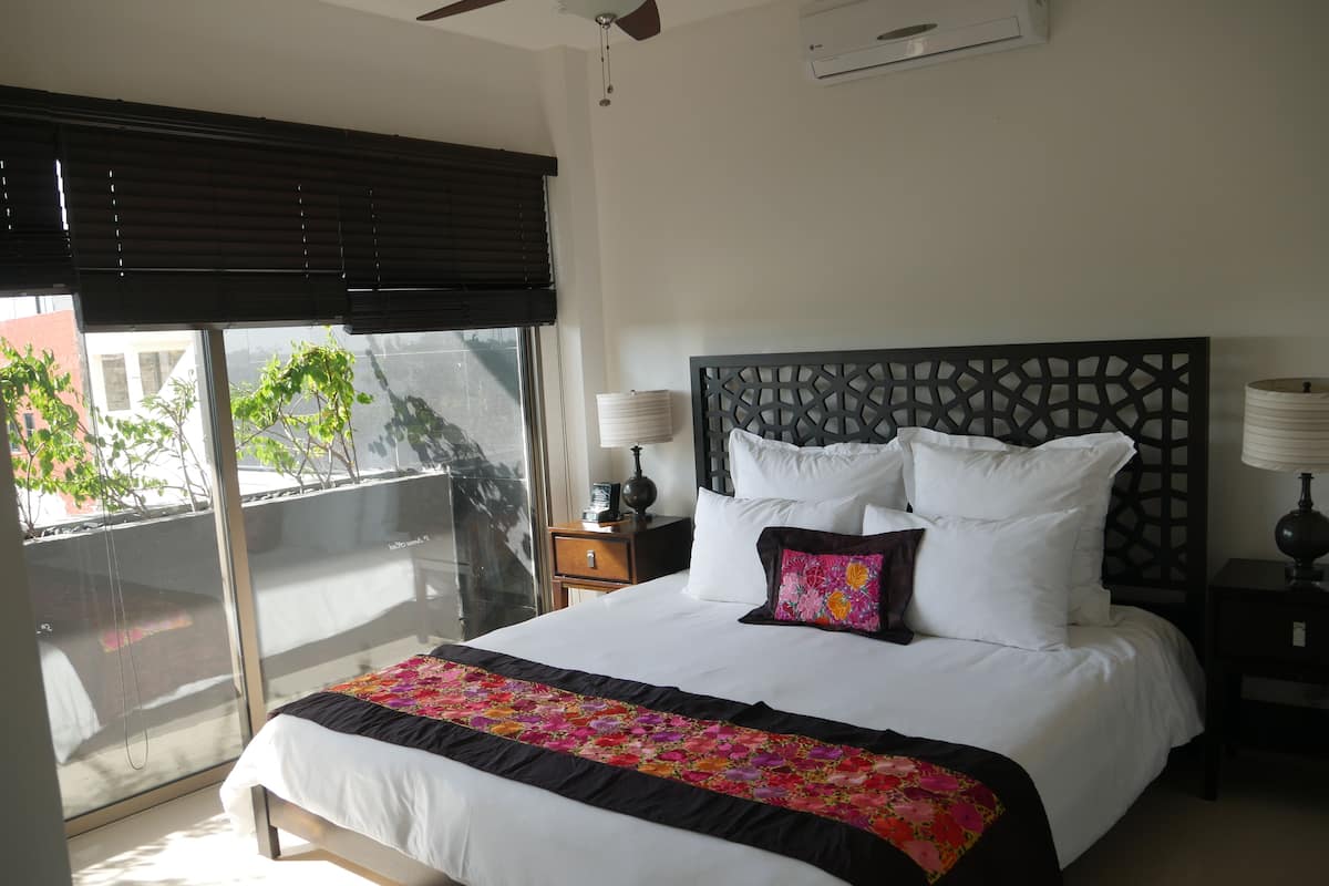 Family Suite | Egyptian cotton sheets, premium bedding, down comforters, in-room safe