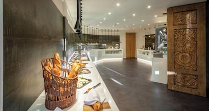 Tufenkian Historic Yerevan Hotel