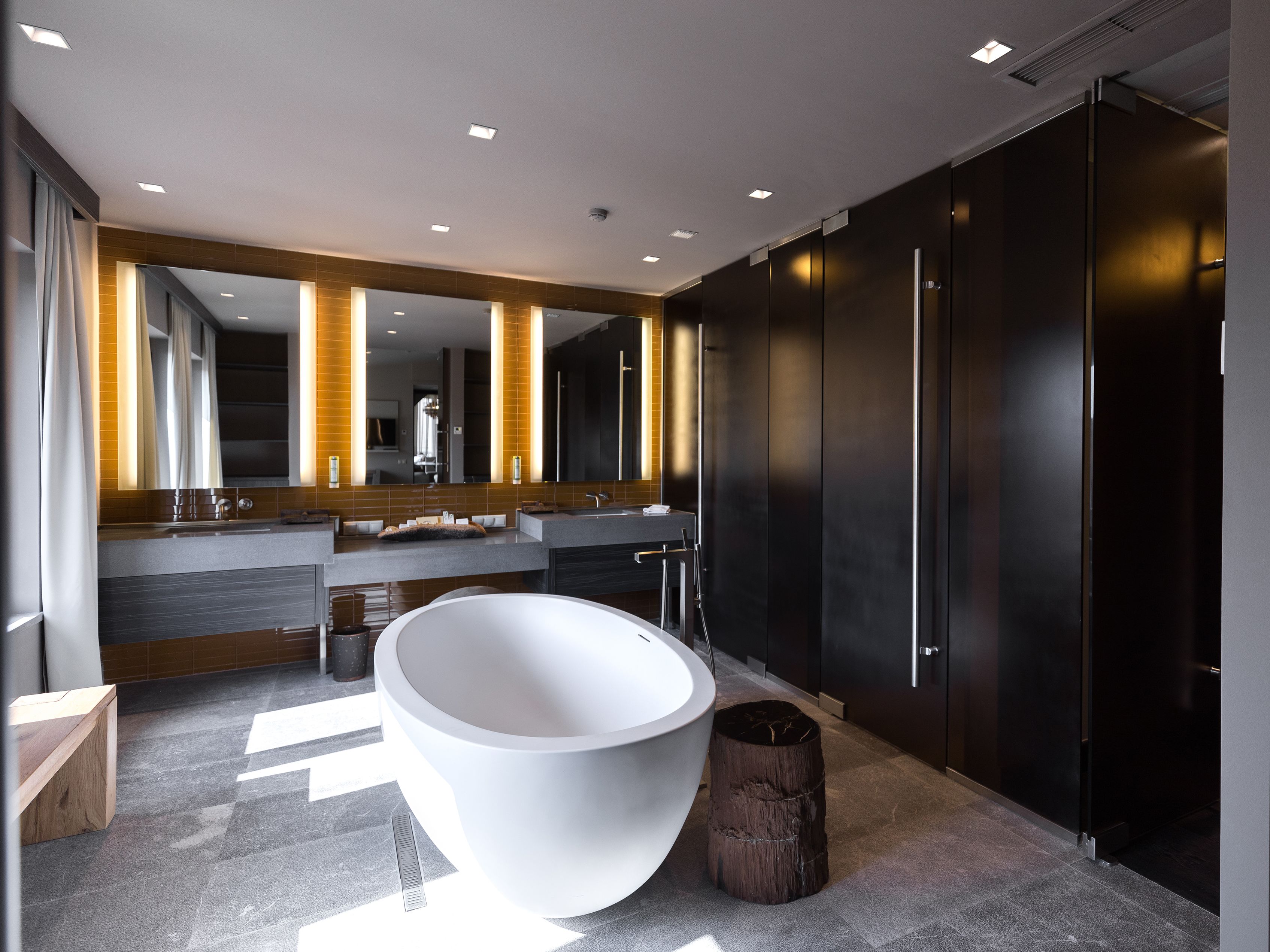 presidential suite | bathroom | free toiletries, hair dryer, bathrobes, slippers