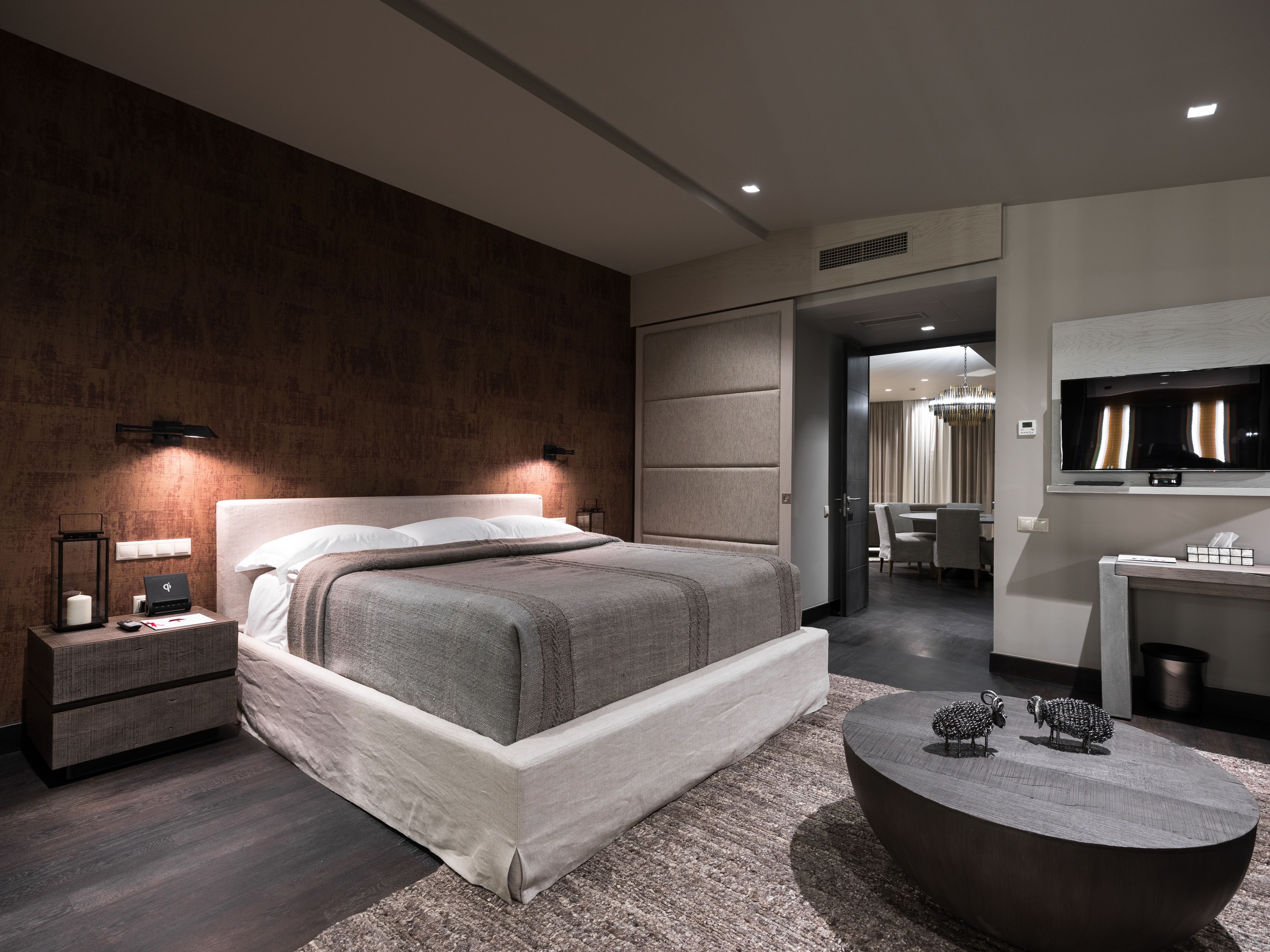 Presidential Suite | Premium bedding, Tempur-Pedic beds, in-room safe, desk