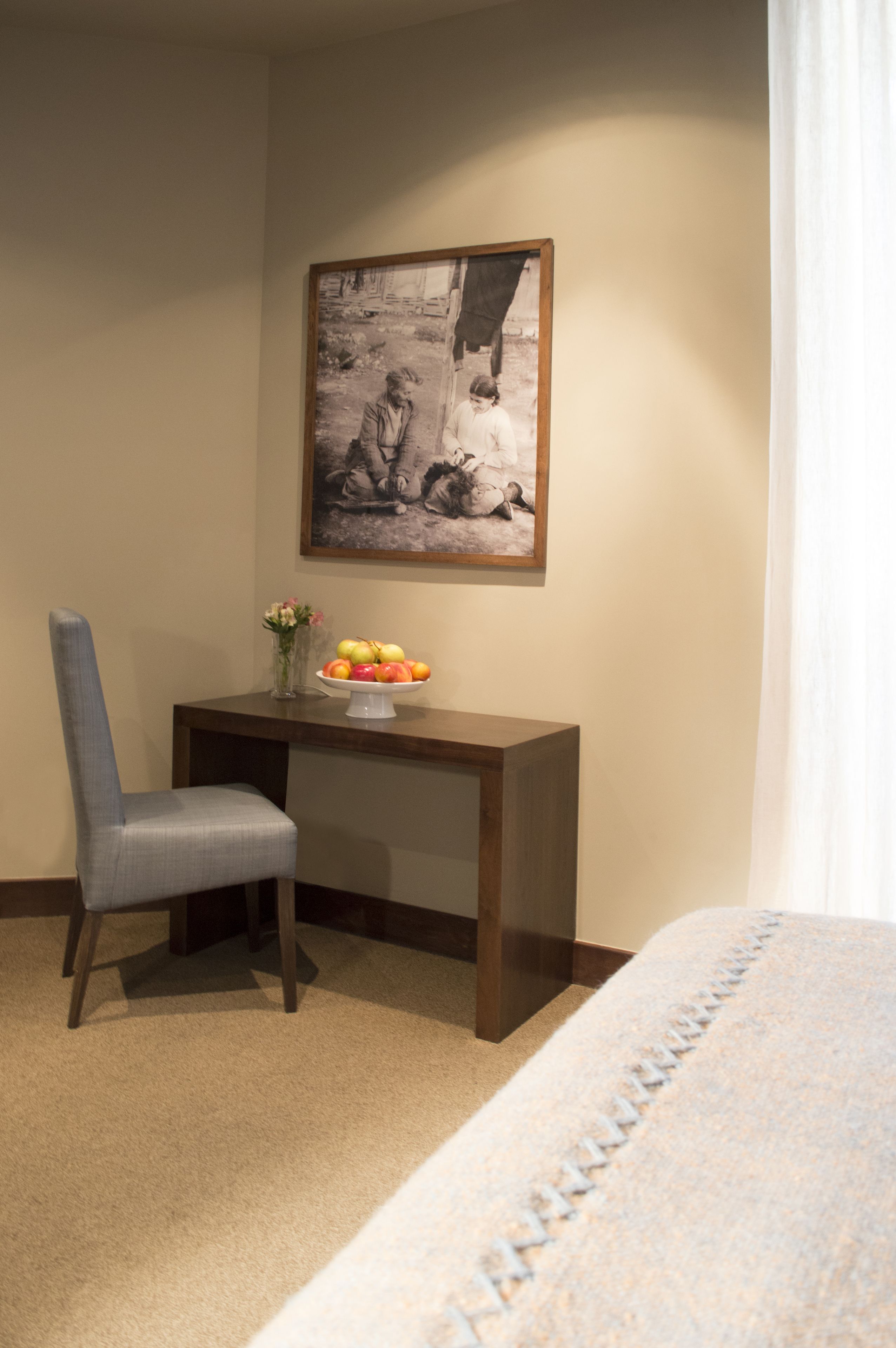 standard room, 2 single beds, non smoking | living area | 32-inch lcd tv with digital channels, tv