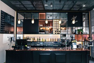 Bar (en el alojamiento)