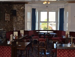 Lounge - The City Inn (Haverfordwest)