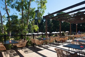 Garden - Worplesdon Place Hotel (Guildford)